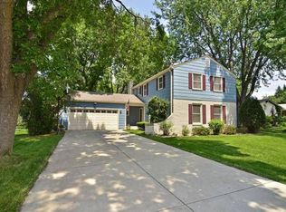 10443 Morris Rd, Bloomington, MN 55437