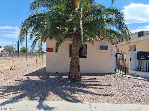 413 W Van Buren Ave #8, Las Vegas, NV 89106