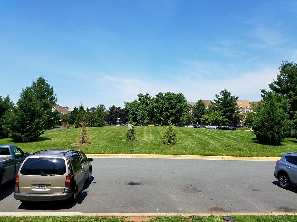 2nd image of 21840 Leatherleaf Ct