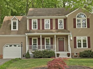 1525 Winbury Dr, Midlothian, VA 23114