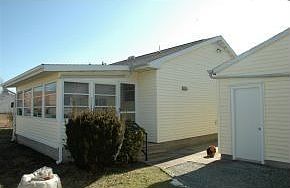 1st image of 126 Loganberry Ln