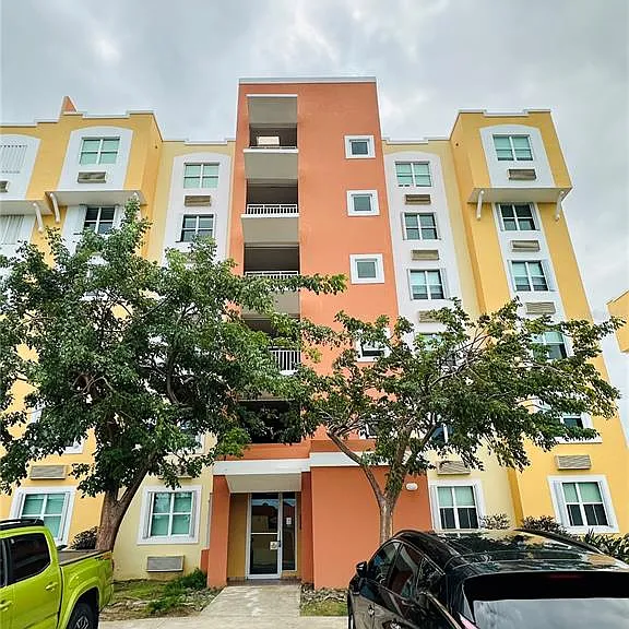 Road 987 Penamar Ocean Clb #503 — Photo 1