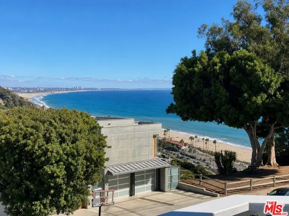 327 N Grenola St, Pacific Palisades, CA 90272