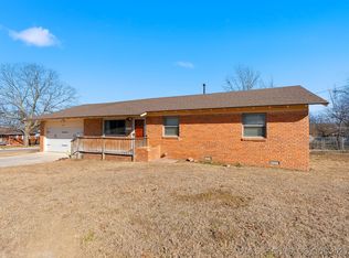 820 N Nancy Dr, Ada, OK 74820