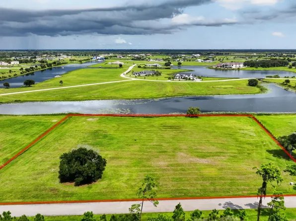 6027 SW HIDDEN LAKE Lane, Palm City, FL 34990