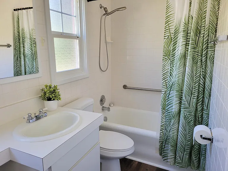 2036 Leroy St #12 — Photo 23