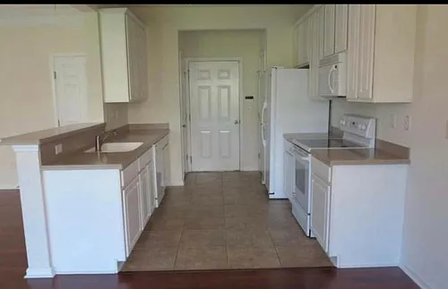 11171 Castlemain Cir W Photo 1