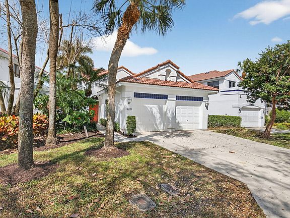 2nd image of 5536 Fox Hollow Dr Drive