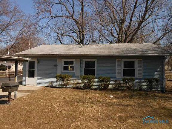 2nd image of 5811 Hollybrook Ln E
