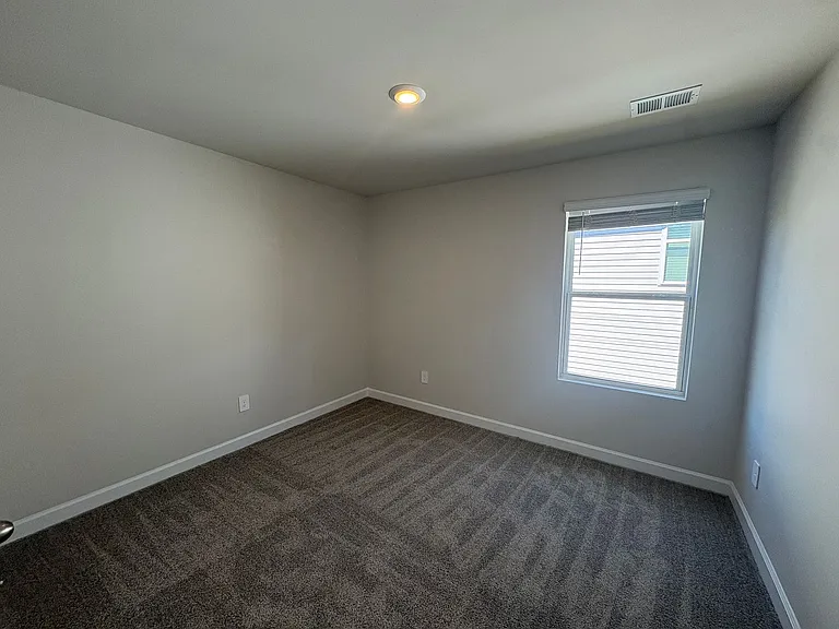 422 Yellowstone Trl — Photo 10