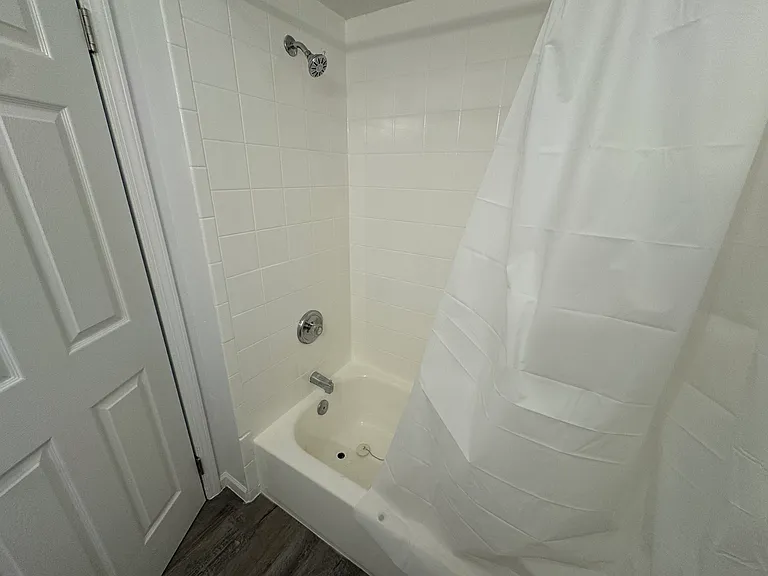 5336 W Madison St #2 — Photo 7