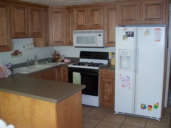 3rd image of 4425 S Briarwood Cir