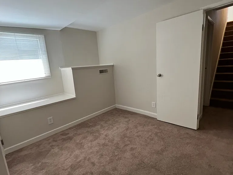 209 Sunnyside Ave — Photo 31