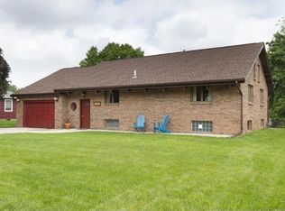 1844 Tatum St, Falcon Heights, MN 55113