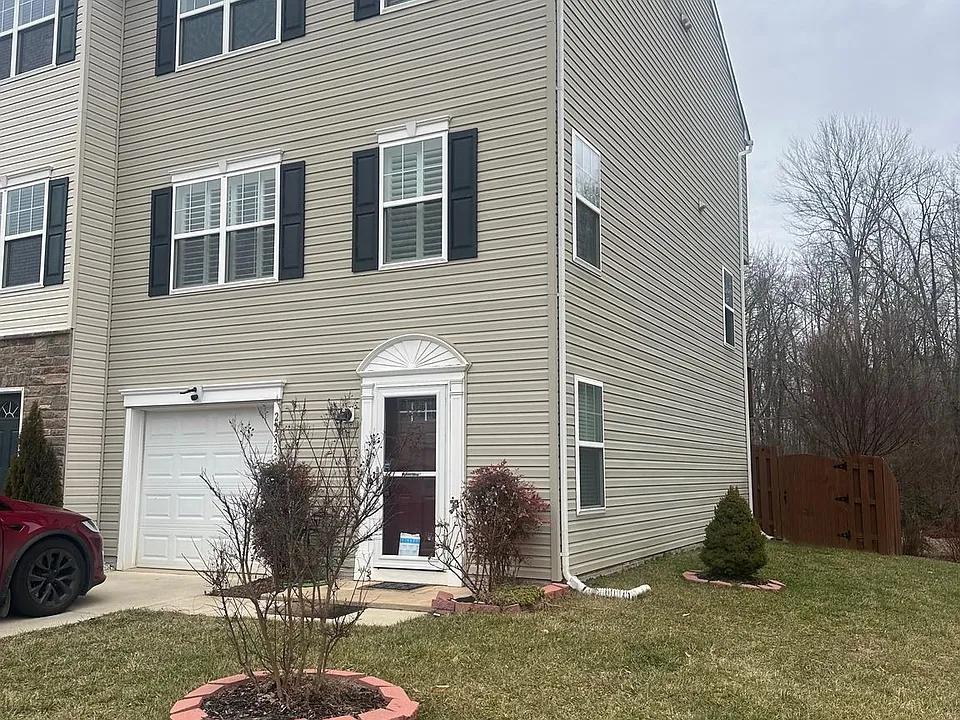 2233 Mallard Landing Dr