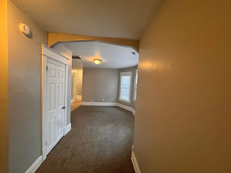 490 Charles Ave #3 — Photo 6