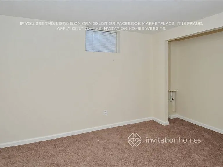 5524 Elkhart St — Photo 8
