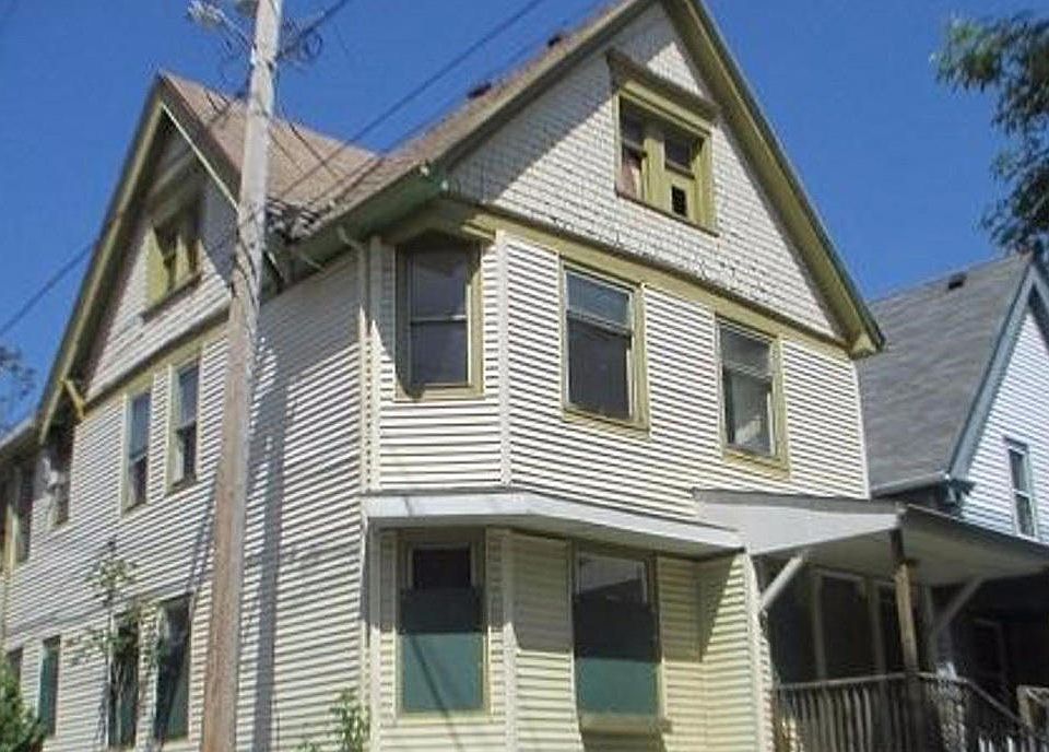 1st image of 1343 N 32nd St #1345