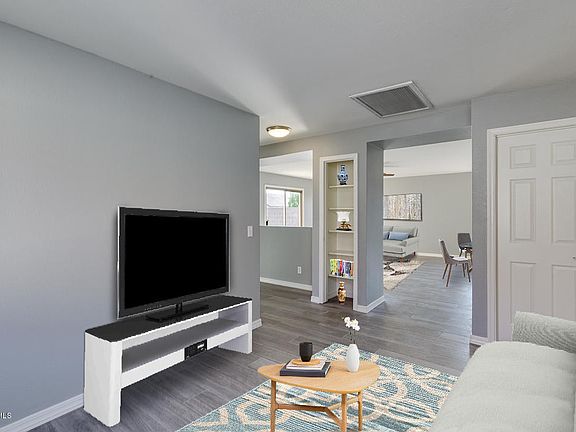 5th image of 13501 W Young St