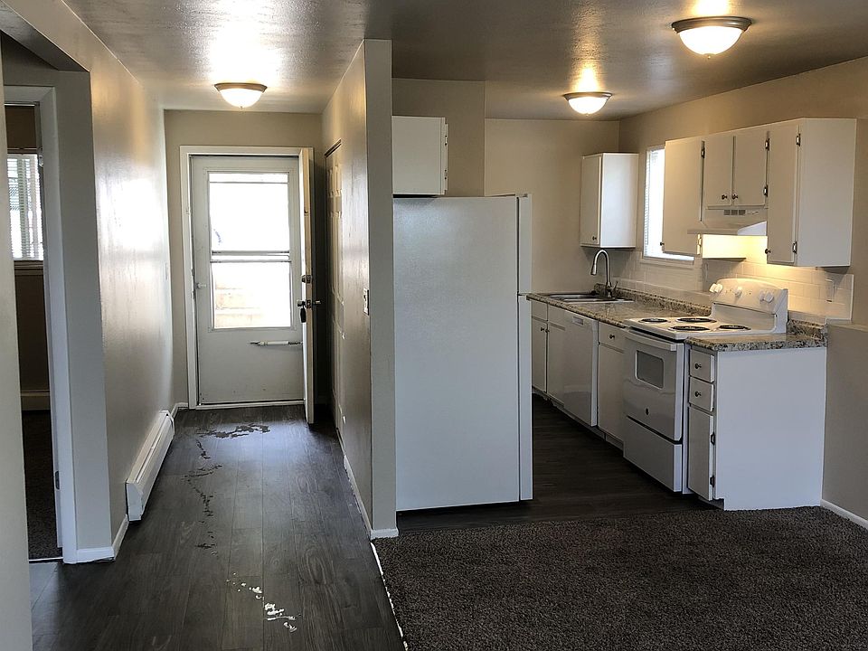 1st image of 1179 Cree Dr #2