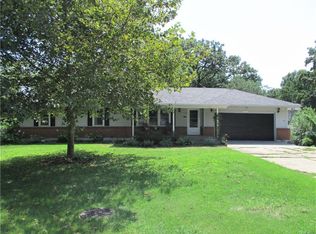 8719 W 48th St, Merriam, KS 66203