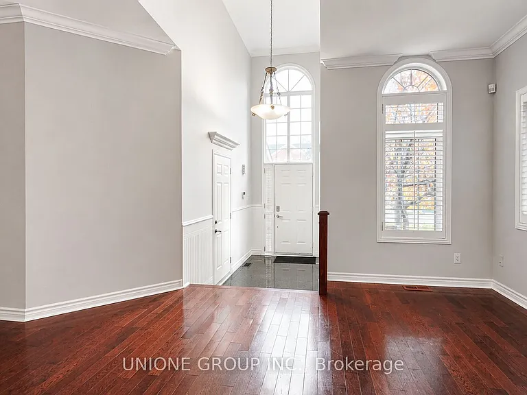 2230 Nightingale Way — Photo 3
