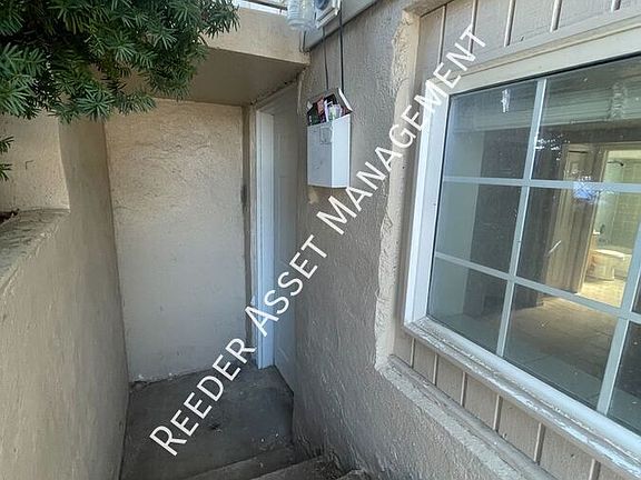2nd image of 619 29th St #B