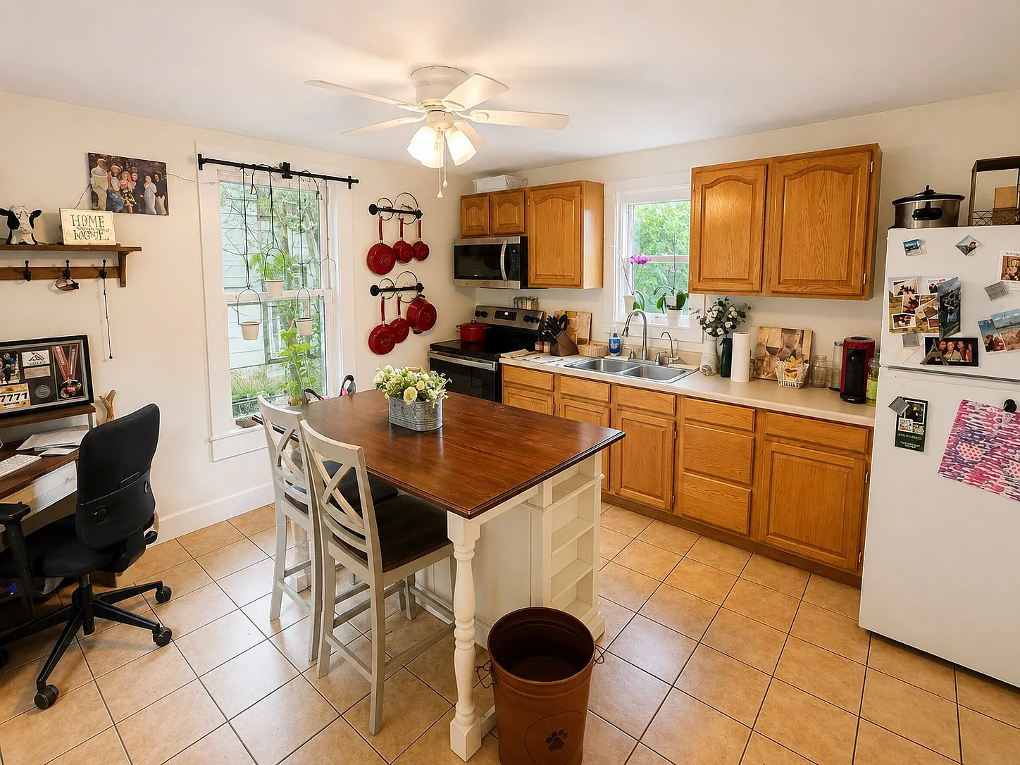 2 bed, 800 sqft, $1,400 — Photo 2