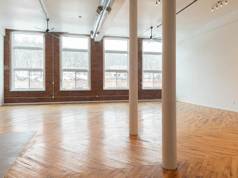 The Lofts at Beacon — Photo 20