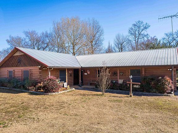 3rd image of 419 County Road 4430