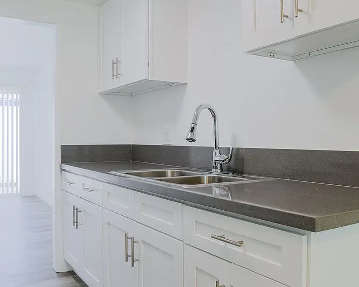 2709 S Baker St — Photo 9