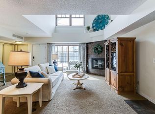 18711 Clear View Ter, Minnetonka, MN 55345
