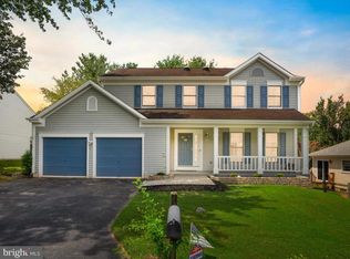 18 Scottsbury Ct, Germantown, MD 20876