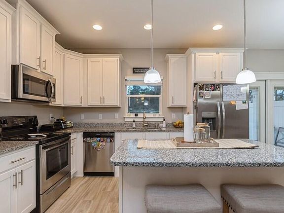 2nd image of 400 Mattie M Kelly Blvd #16