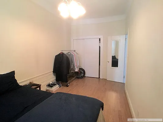 Rented by Sovereign Associates | media 6