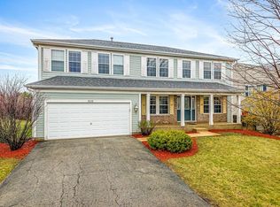 8438 Mitchell Rd, Machesney Park, IL 61115