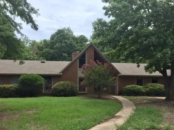 623 Paul Cv, Greenville, MS 38701