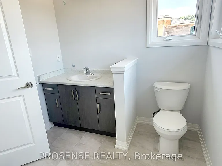 15 Samuel Ave — Photo 20