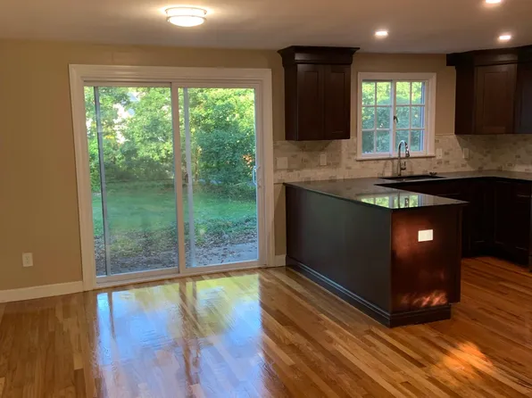 6 Harvard Ct, Acton, MA 01720