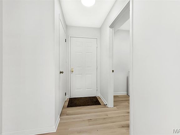 5th image of 16535 Victoria Crossing Dr Unit L