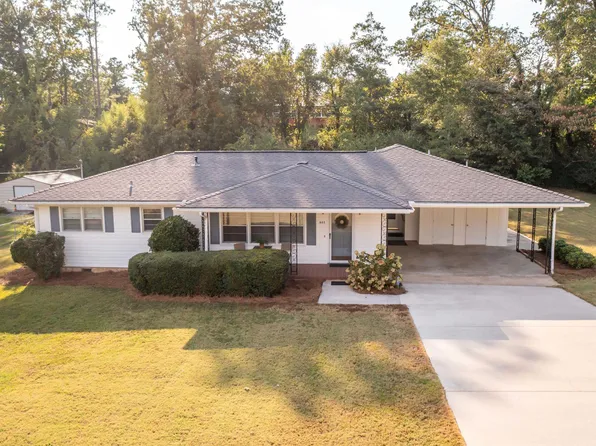 805 9th Ave NE, Jacksonville, AL 36265