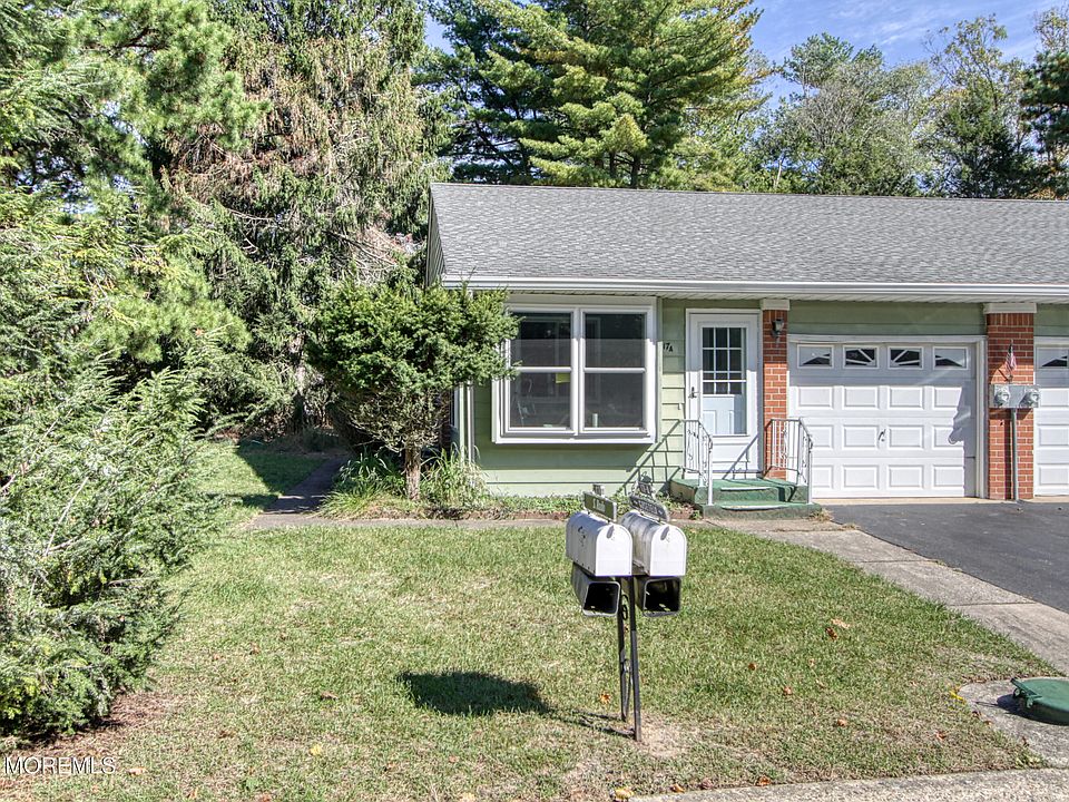 1st image of 17 a Bennington Lane