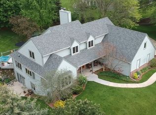 W237S4582 Big Bend Rd, Waukesha, WI 53189