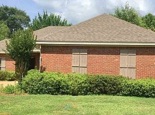 302 Westwood Pl, Brandon, MS 39042