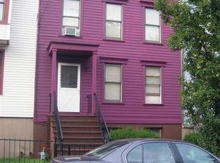 199 1st St, Albany, NY 12210