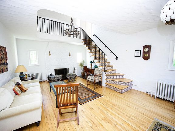 3rd image of 9 Ramsey Road