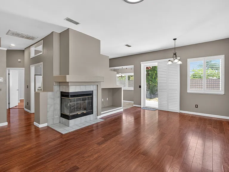 8505 Ardennes Way — Photo 4