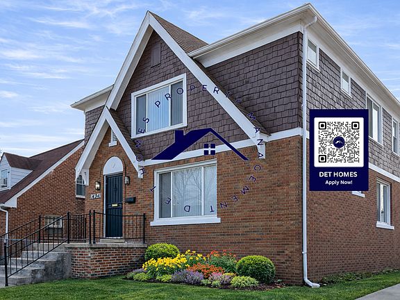 2nd image of 14941 Robson St
