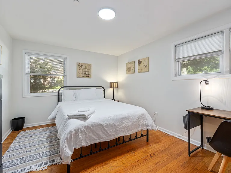 1600 Monroe St #2E — Photo 10