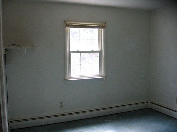 5th image of 15 Caroline Ave